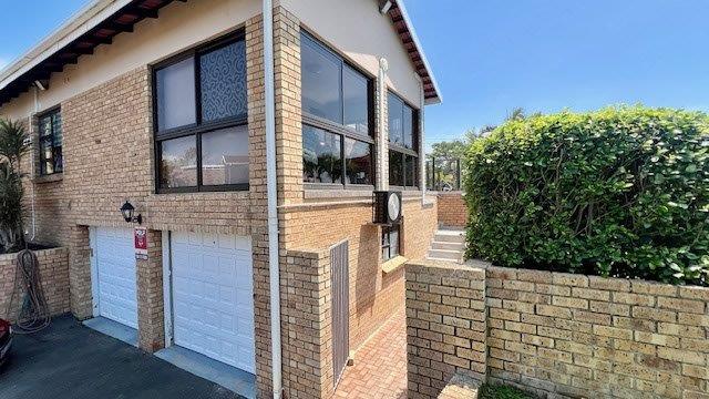 3 Bedroom Property for Sale in Manaba Beach KwaZulu-Natal