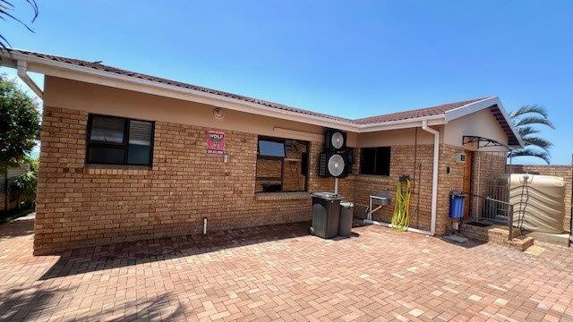 3 Bedroom Property for Sale in Manaba Beach KwaZulu-Natal