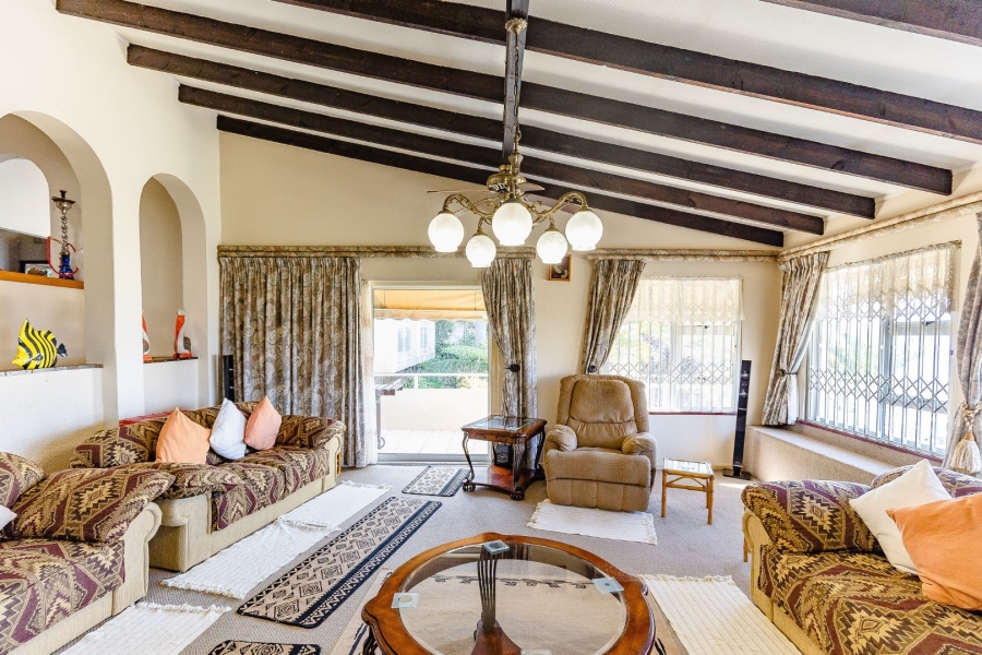 5 Bedroom Property for Sale in Margate KwaZulu-Natal