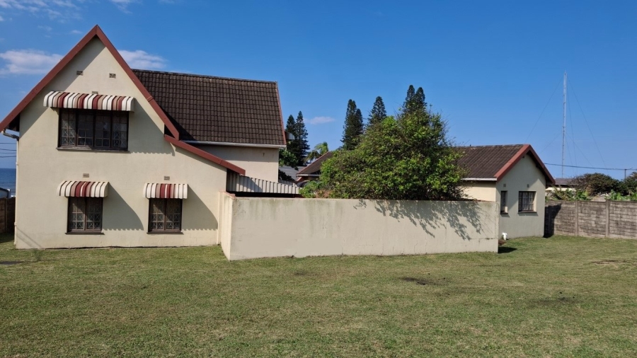 3 Bedroom Property for Sale in Port Edward KwaZulu-Natal