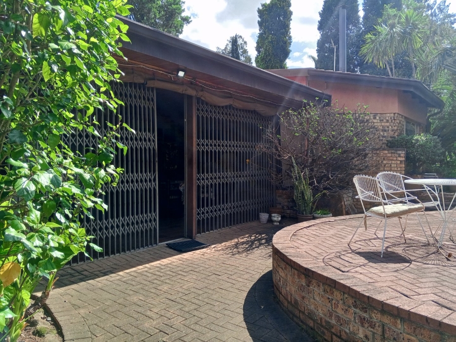 5 Bedroom Property for Sale in Huttenheights KwaZulu-Natal