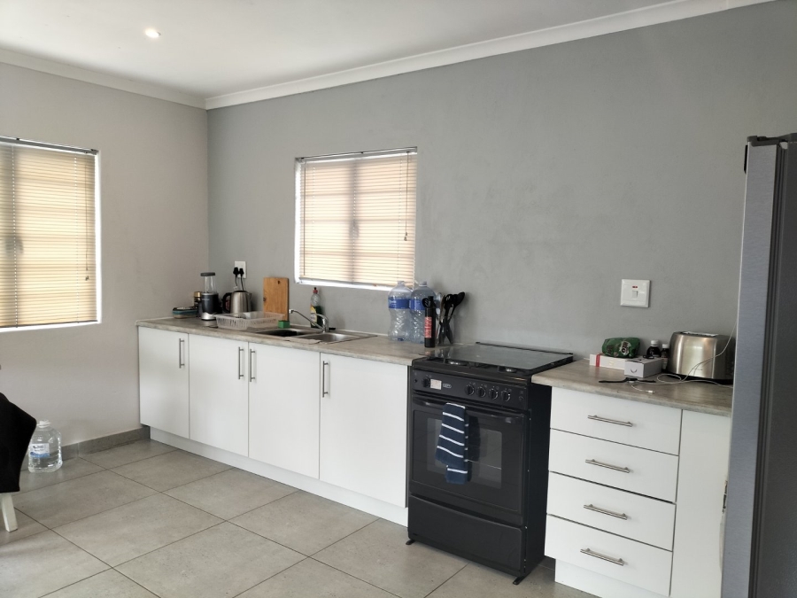 To Let 1 Bedroom Property for Rent in Farningham Ridge KwaZulu-Natal