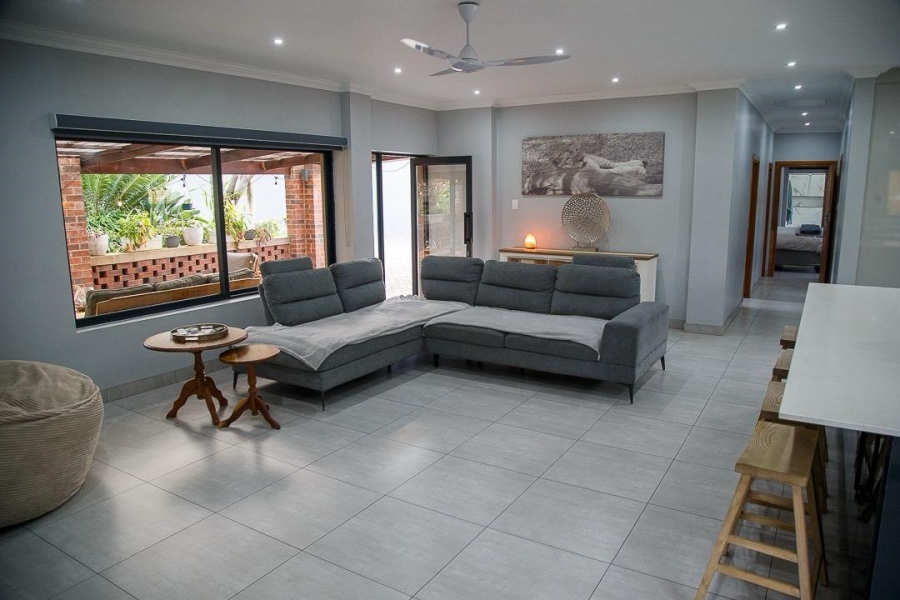 4 Bedroom Property for Sale in Meer En See KwaZulu-Natal