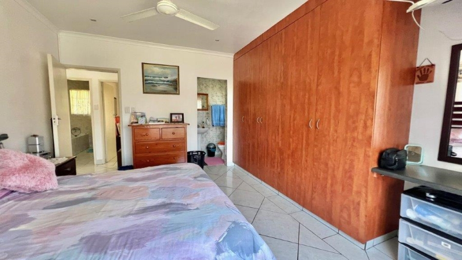 2 Bedroom Property for Sale in Margate KwaZulu-Natal