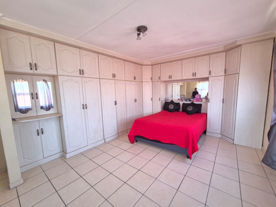 To Let 2 Bedroom Property for Rent in Bluff KwaZulu-Natal