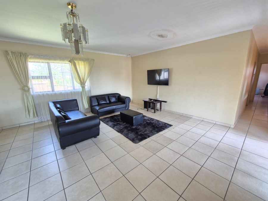 To Let 2 Bedroom Property for Rent in Bluff KwaZulu-Natal