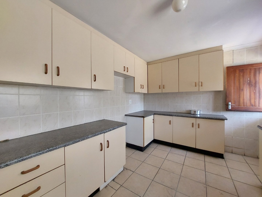  Bedroom Property for Sale in Larkfield KwaZulu-Natal