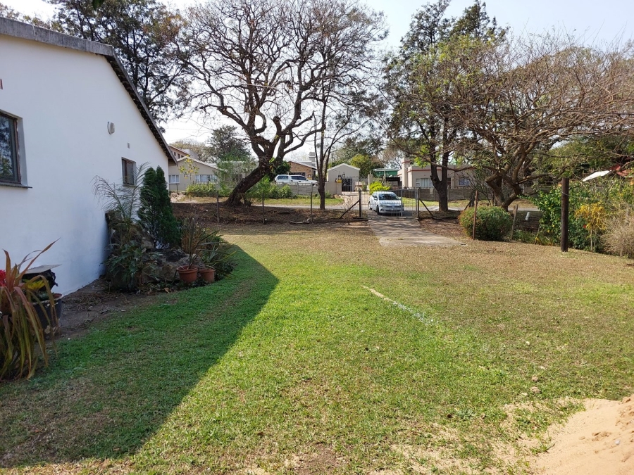  Bedroom Property for Sale in Larkfield KwaZulu-Natal