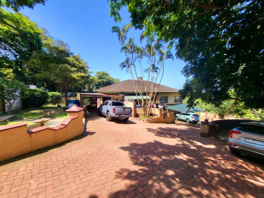 5 Bedroom Property for Sale in Pennington KwaZulu-Natal