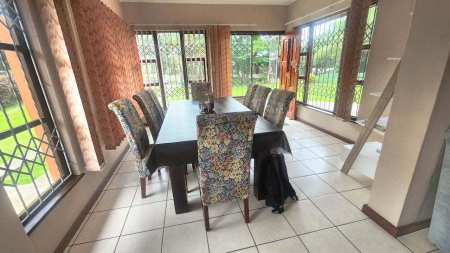 3 Bedroom Property for Sale in Umtentweni KwaZulu-Natal