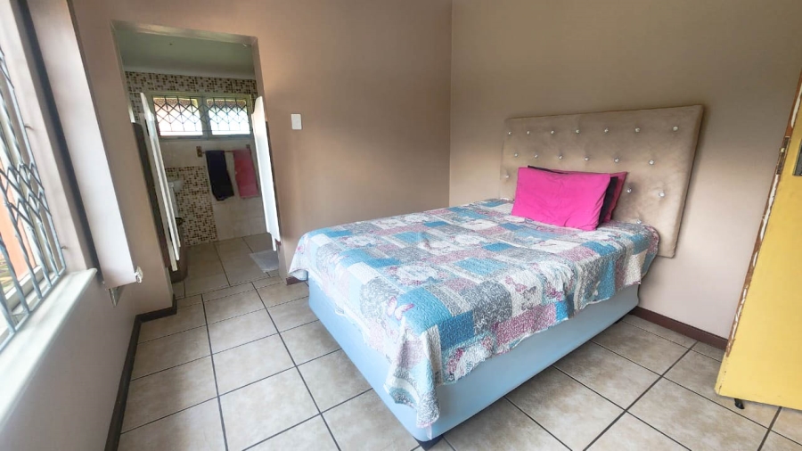 3 Bedroom Property for Sale in Umtentweni KwaZulu-Natal