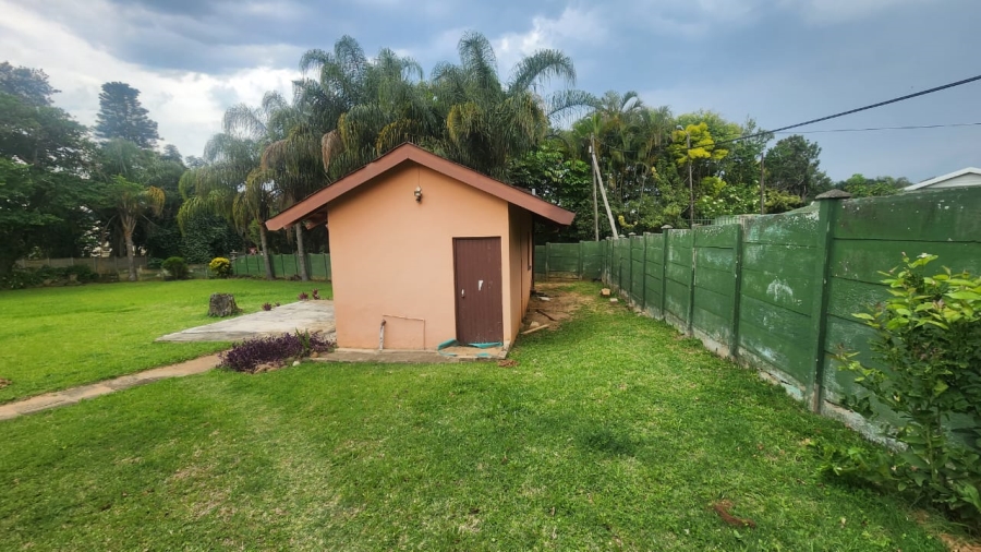 3 Bedroom Property for Sale in Umtentweni KwaZulu-Natal