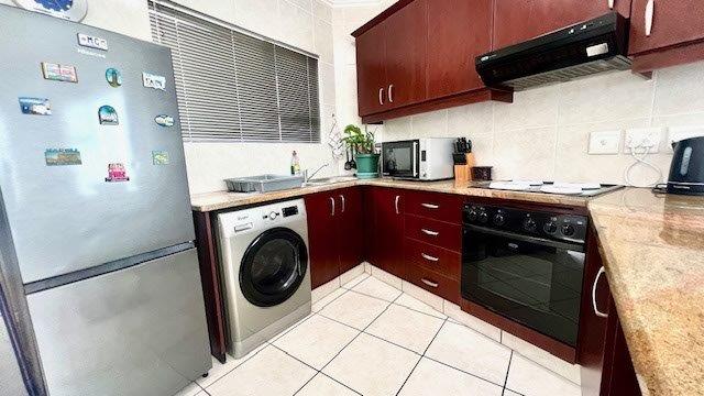 3 Bedroom Property for Sale in Uvongo KwaZulu-Natal