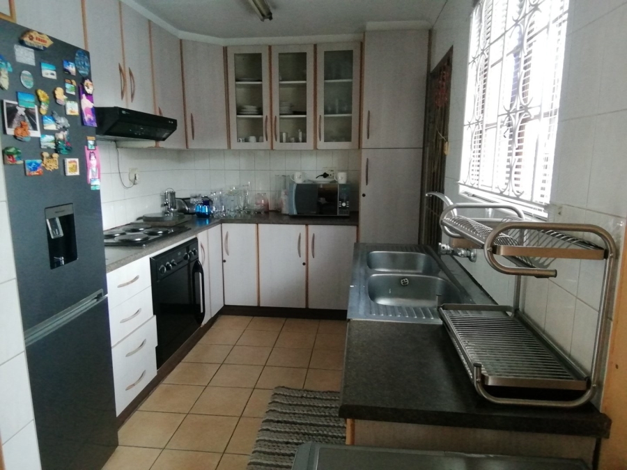 3 Bedroom Property for Sale in Parkgate KwaZulu-Natal