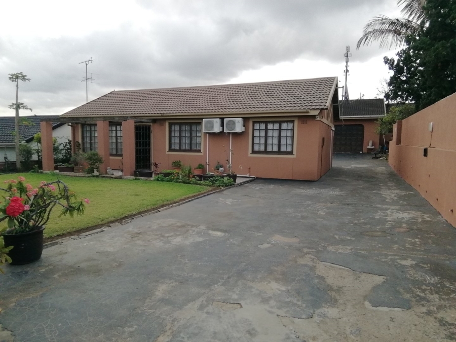 3 Bedroom Property for Sale in Parkgate KwaZulu-Natal