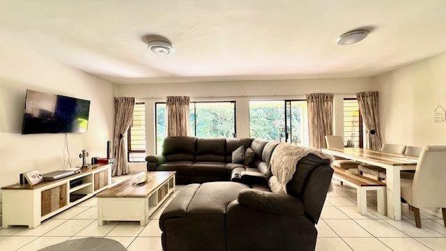 4 Bedroom Property for Sale in St Michaels On Sea KwaZulu-Natal