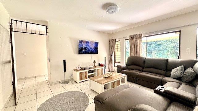 4 Bedroom Property for Sale in St Michaels On Sea KwaZulu-Natal