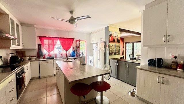 5 Bedroom Property for Sale in Ramsgate KwaZulu-Natal