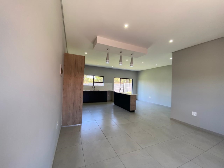 3 Bedroom Property for Sale in Schuinshoogte KwaZulu-Natal