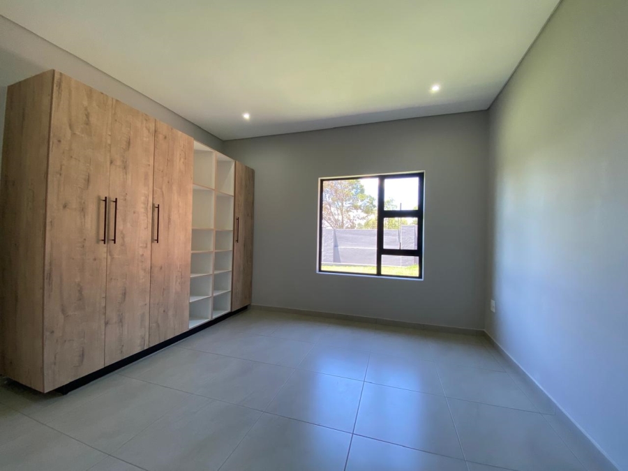 3 Bedroom Property for Sale in Schuinshoogte KwaZulu-Natal