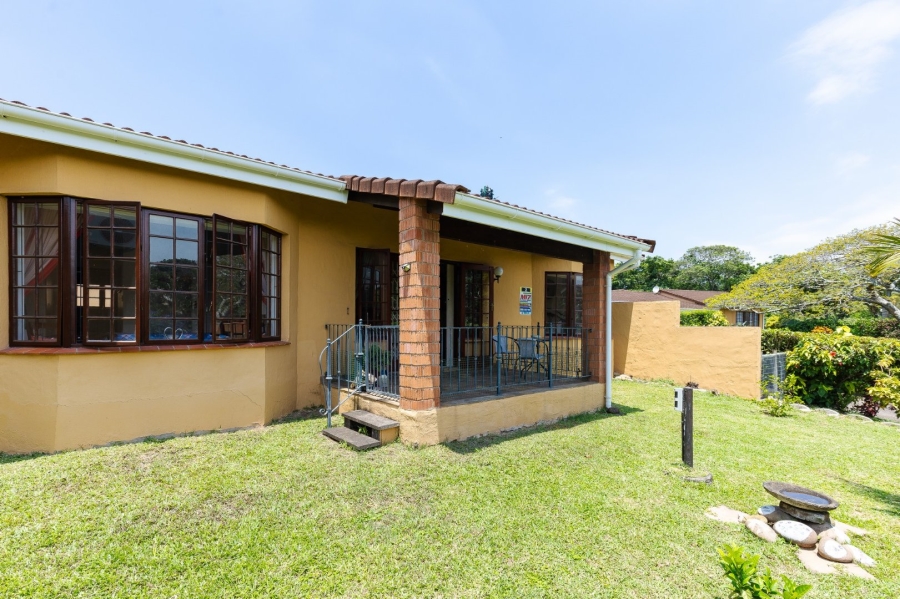 3 Bedroom Property for Sale in Umtentweni KwaZulu-Natal