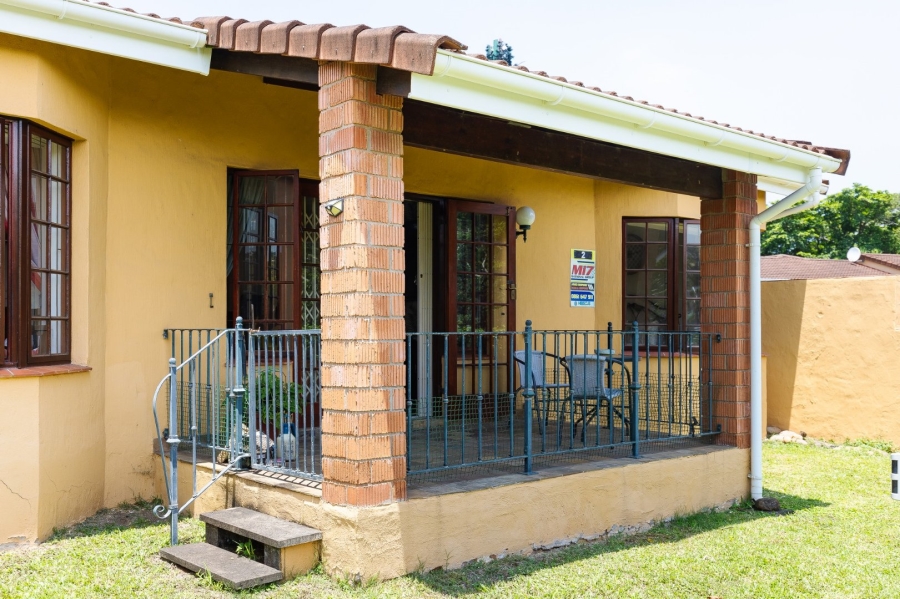 3 Bedroom Property for Sale in Umtentweni KwaZulu-Natal