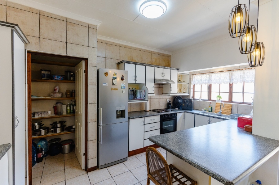 3 Bedroom Property for Sale in Umtentweni KwaZulu-Natal