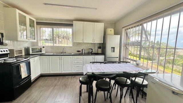 4 Bedroom Property for Sale in Marina Beach KwaZulu-Natal