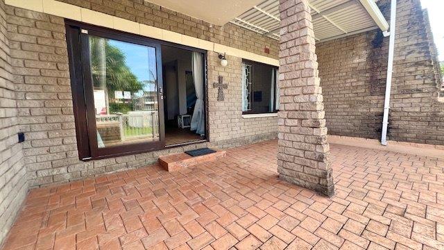 3 Bedroom Property for Sale in Uvongo KwaZulu-Natal