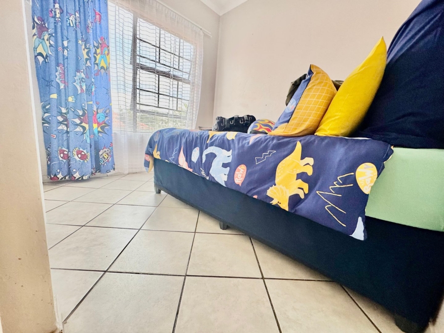 3 Bedroom Property for Sale in Sunnyridge KwaZulu-Natal