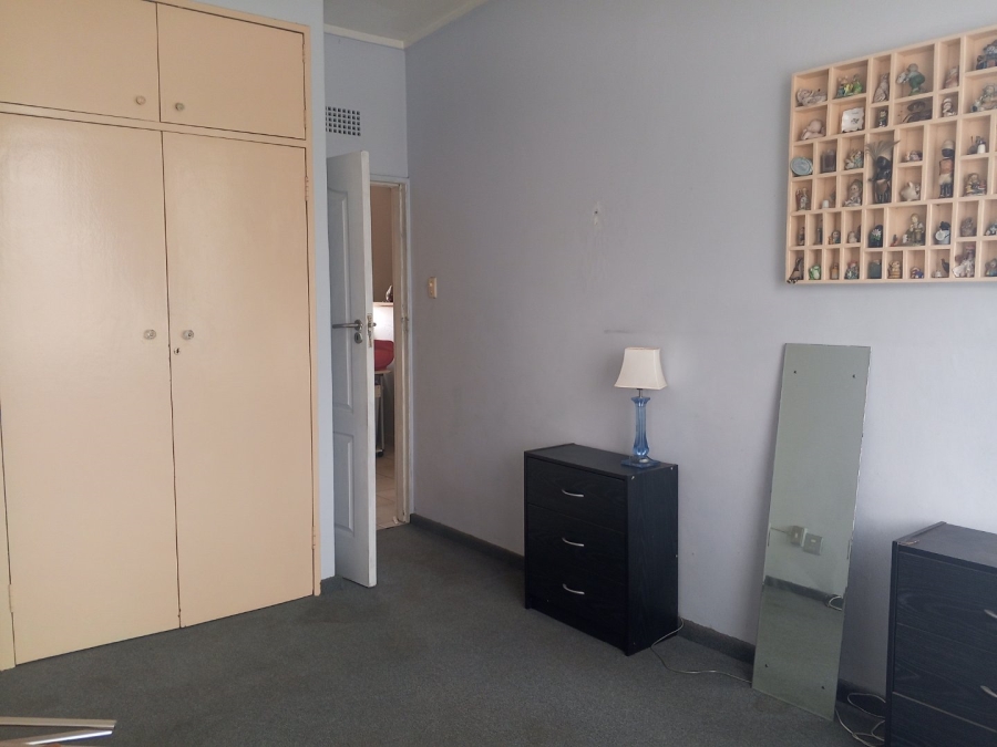 2 Bedroom Property for Sale in Huttenheights KwaZulu-Natal