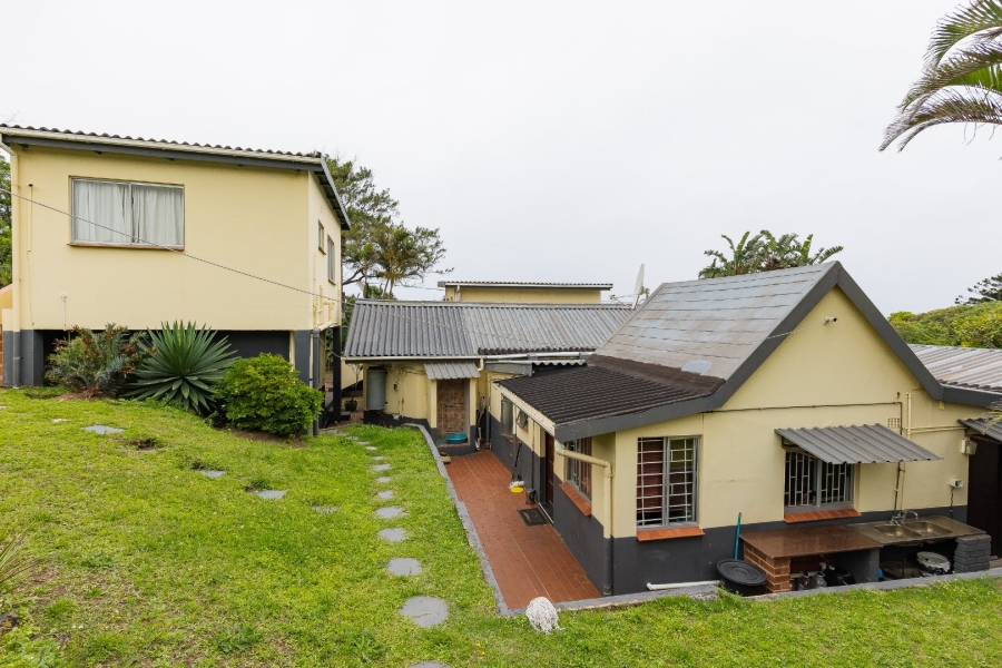 7 Bedroom Property for Sale in Southport KwaZulu-Natal