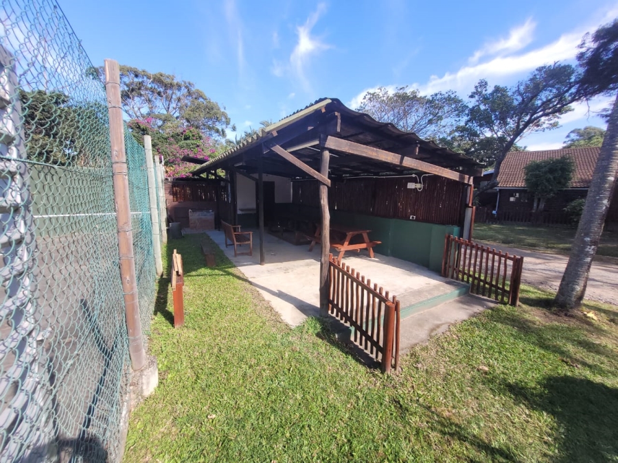 2 Bedroom Property for Sale in Hibberdene KwaZulu-Natal