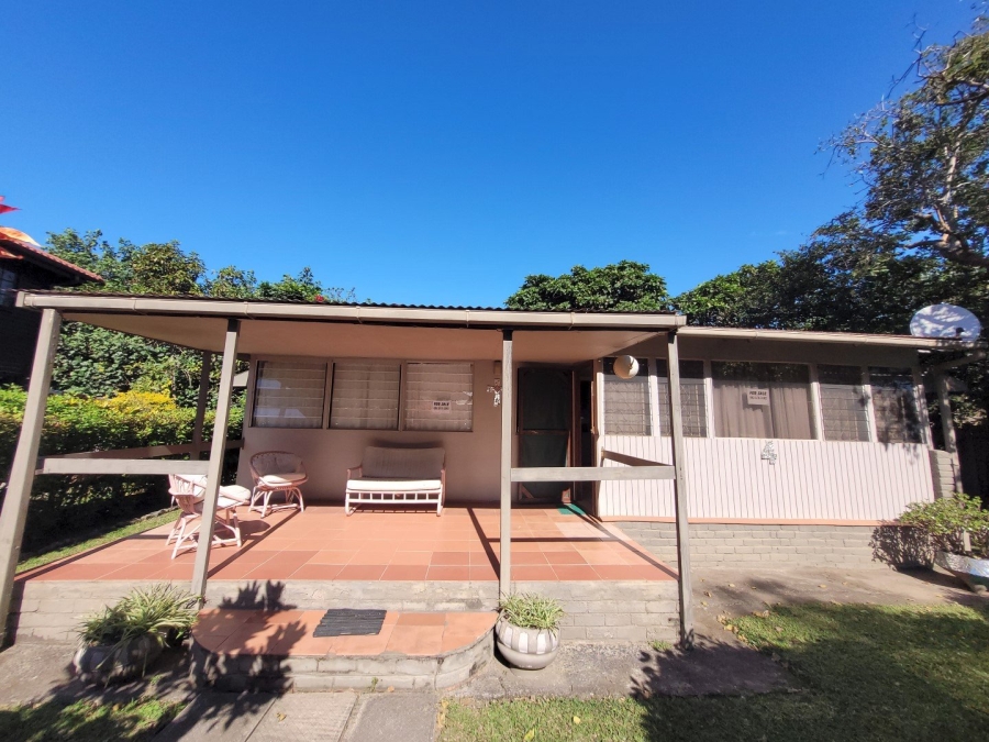 2 Bedroom Property for Sale in Hibberdene KwaZulu-Natal