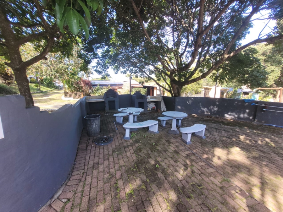 2 Bedroom Property for Sale in Hibberdene KwaZulu-Natal