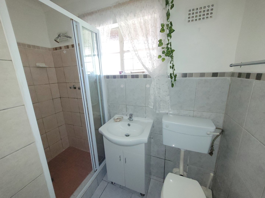 2 Bedroom Property for Sale in Woodgrange KwaZulu-Natal