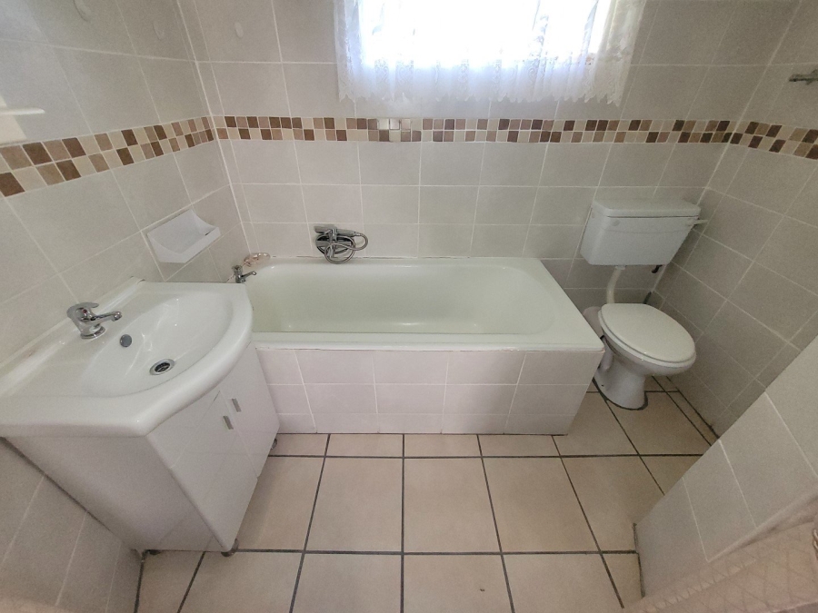 2 Bedroom Property for Sale in Woodgrange KwaZulu-Natal