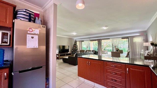 4 Bedroom Property for Sale in St Michaels On Sea KwaZulu-Natal