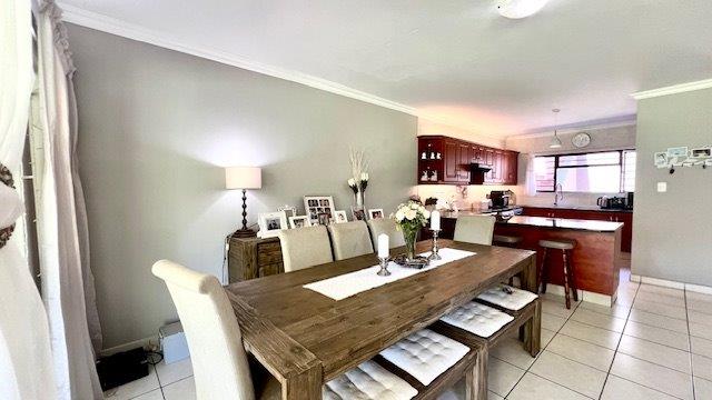 4 Bedroom Property for Sale in St Michaels On Sea KwaZulu-Natal