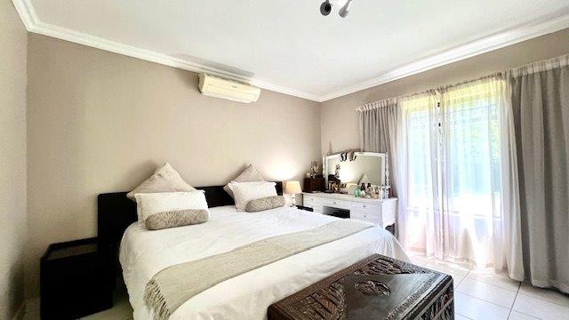 4 Bedroom Property for Sale in St Michaels On Sea KwaZulu-Natal