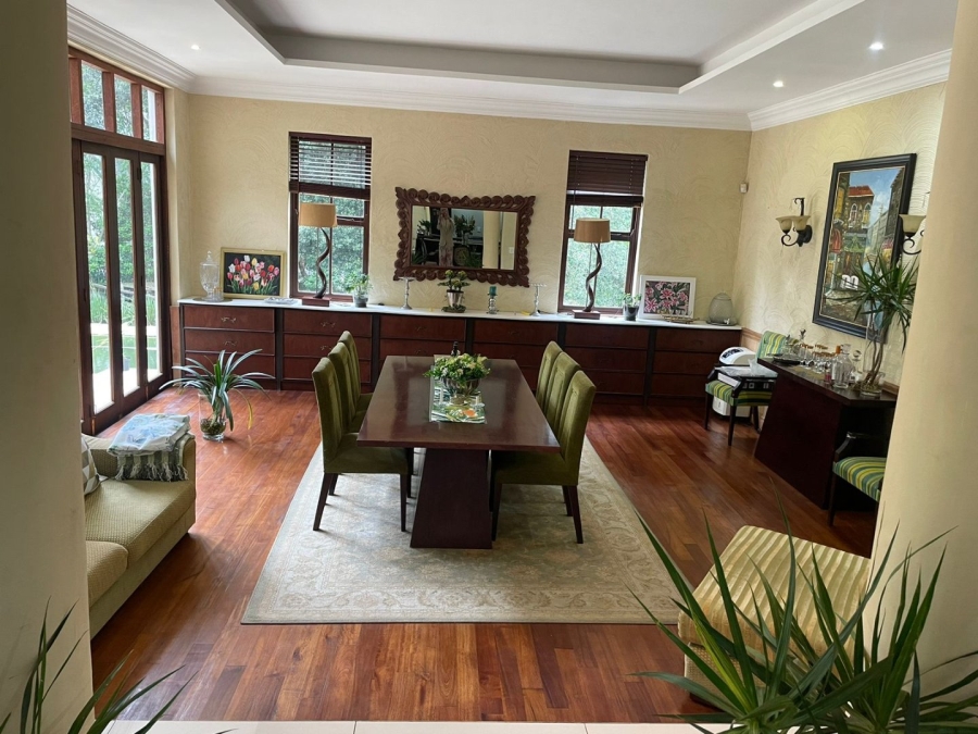 5 Bedroom Property for Sale in Hillcrest Central KwaZulu-Natal