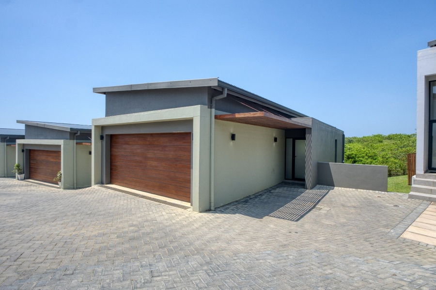 To Let 2 Bedroom Property for Rent in Palm Lakes Estate KwaZulu-Natal