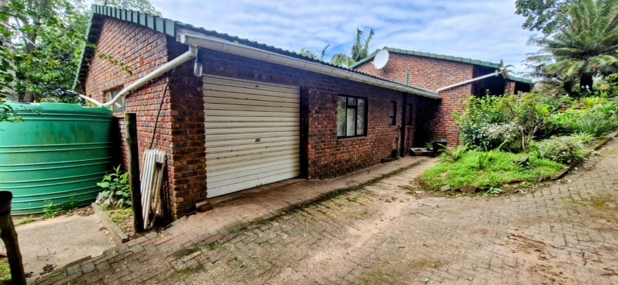 5 Bedroom Property for Sale in Trafalgar KwaZulu-Natal