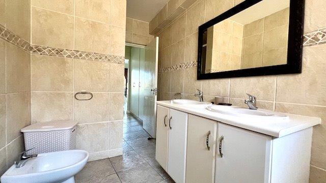 3 Bedroom Property for Sale in Ramsgate KwaZulu-Natal