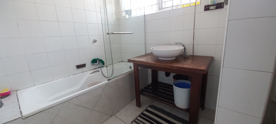 To Let 3 Bedroom Property for Rent in Umbilo KwaZulu-Natal