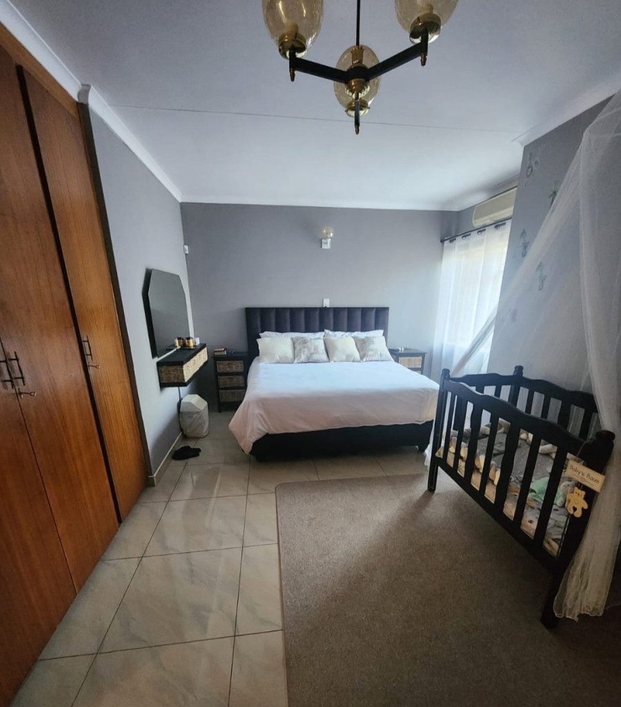 3 Bedroom Property for Sale in Newcastle KwaZulu-Natal