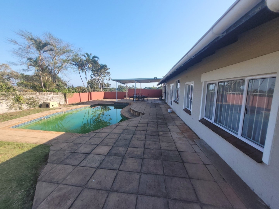 4 Bedroom Property for Sale in Umtentweni KwaZulu-Natal