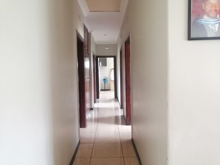 4 Bedroom Property for Sale in Oslo Beach KwaZulu-Natal