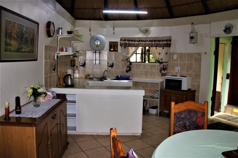 1 Bedroom Property for Sale in Umtentweni KwaZulu-Natal