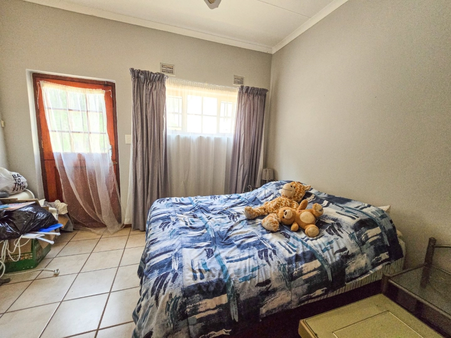 4 Bedroom Property for Sale in Umtentweni KwaZulu-Natal